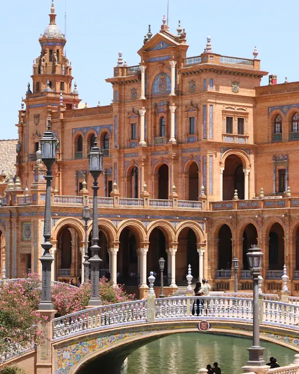 La Plaza de España et ses ponts de céramique, à Séville